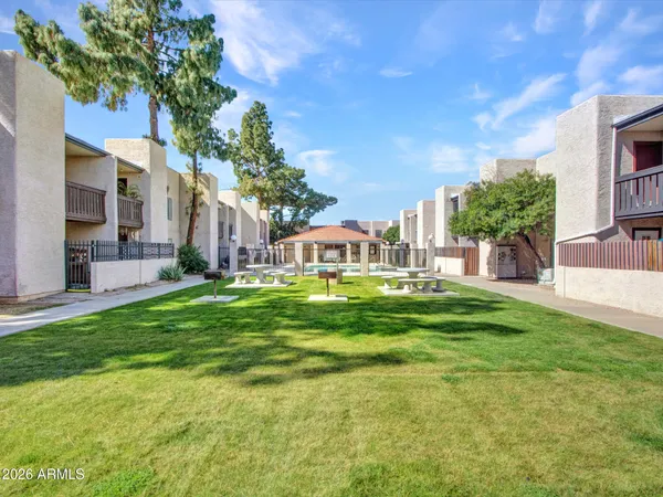 $225,000 | 1927 East Hampton Avenue, Unit 212, Mesa, AZ 85204