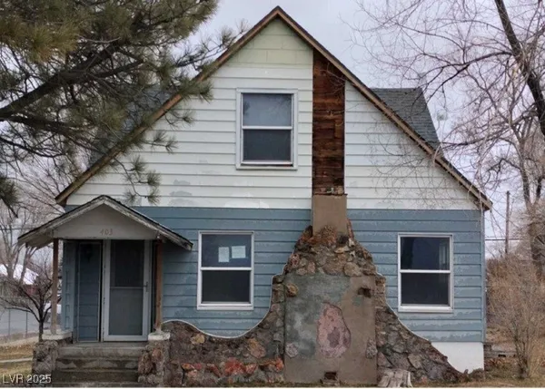 $90,600 | 403 4th Street, Wells, NV 89835