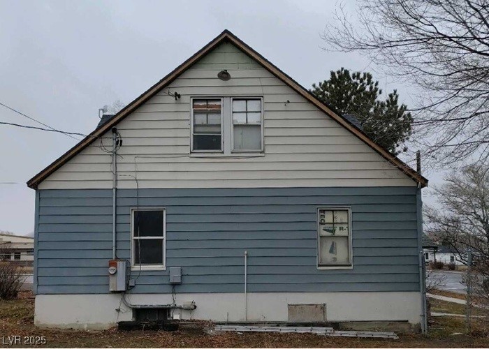 403 4th Street Wells, NV 89835 - Photo 3 of 14