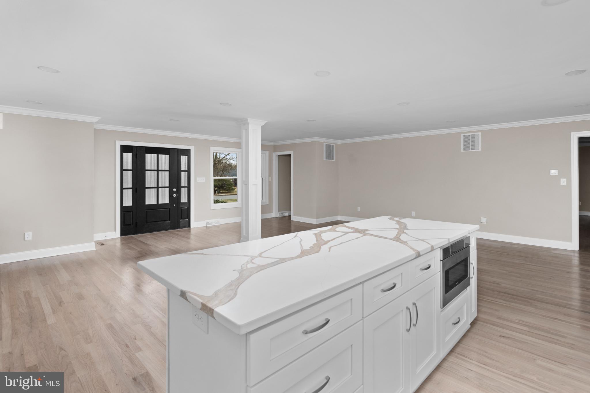 106 Palmer Road Pennington, NJ 08534 - Photo 8 of 48 Gallery Image 8