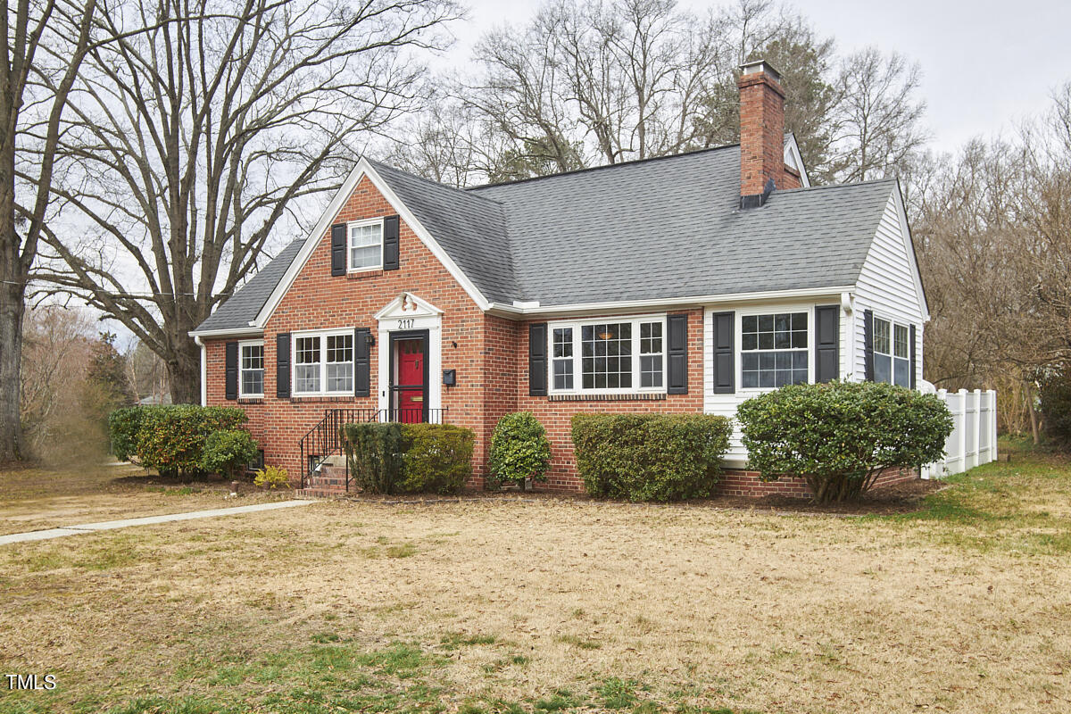 2117 Ruffin Street Durham, NC 27704 - Photo 2 of 61 02