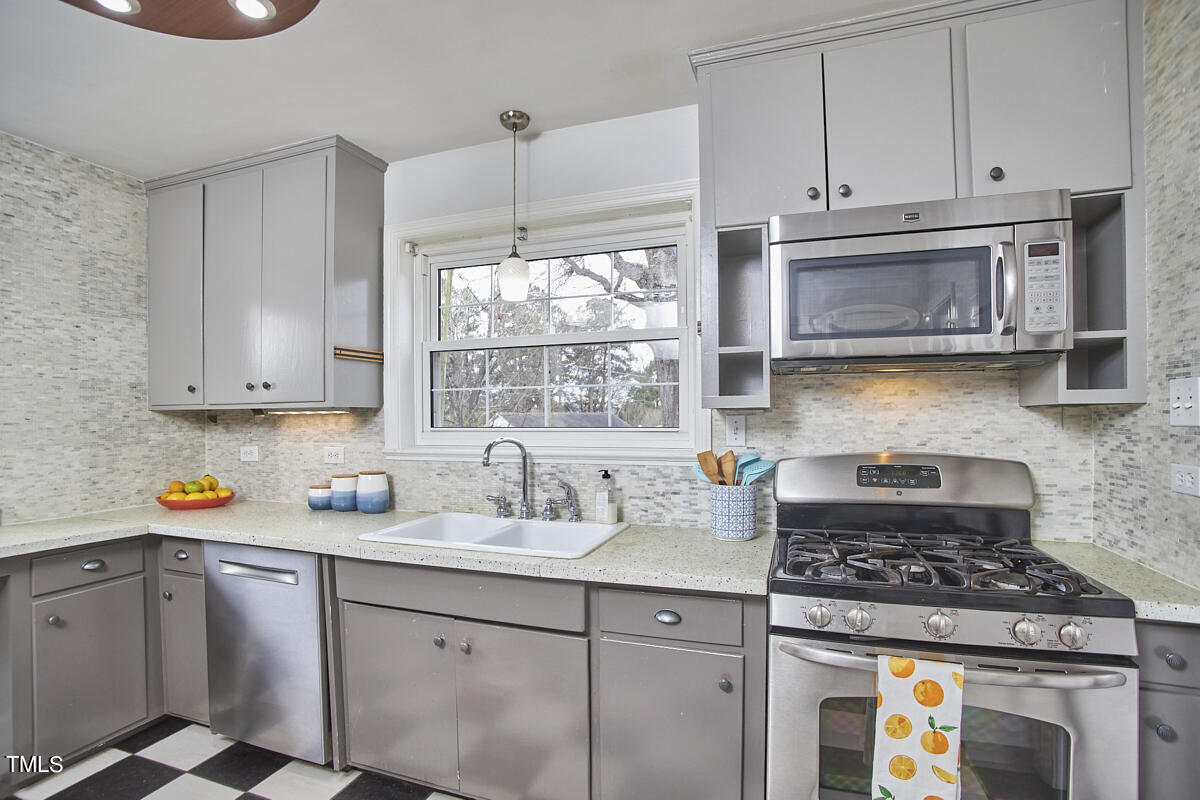 2117 Ruffin Street Durham, NC 27704 - Photo 27 of 61 22