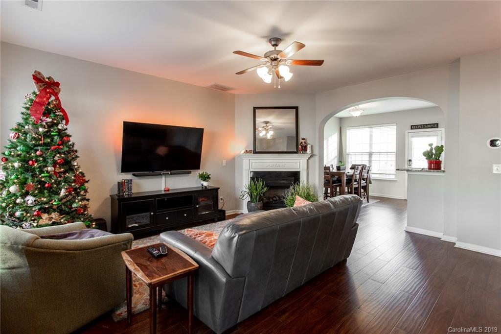 910 Copperstone Lane, Unit 910 Fort Mill, SC 29708 - Photo 3 of 40
