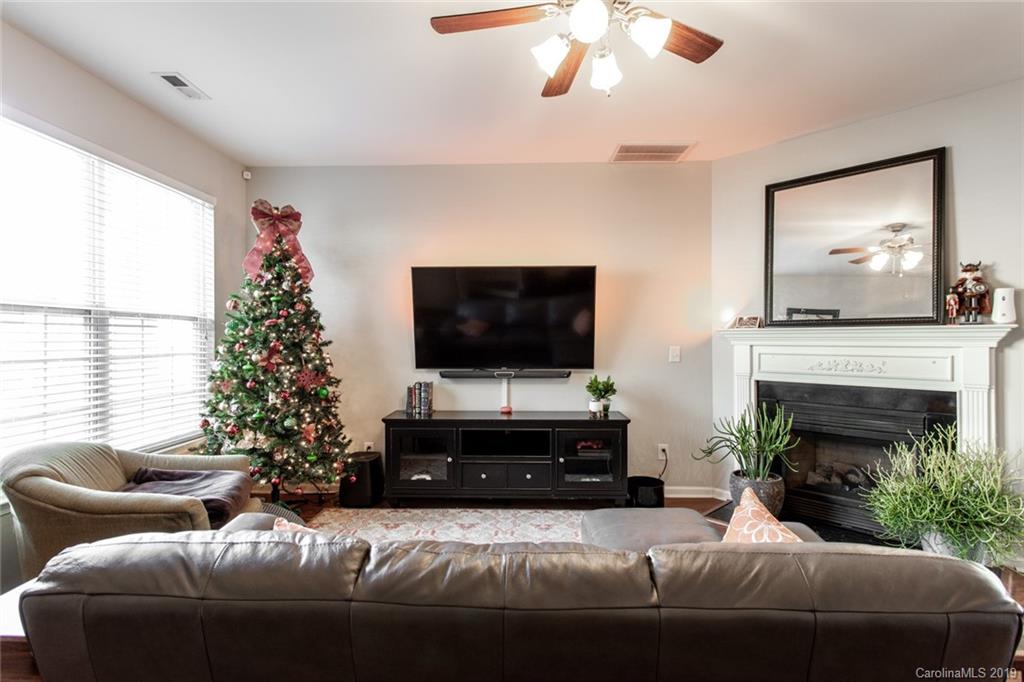 910 Copperstone Lane, Unit 910 Fort Mill, SC 29708 - Photo 6 of 40