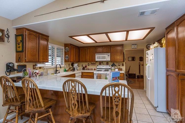 3889 Avenida Simi Simi Valley, CA 93063 - Photo 21 of 38 Additional Photo