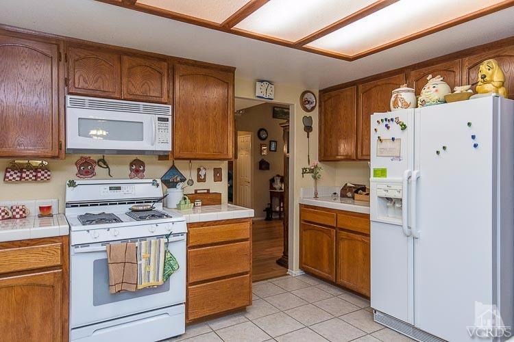 3889 Avenida Simi Simi Valley, CA 93063 - Photo 28 of 38 Additional Photo