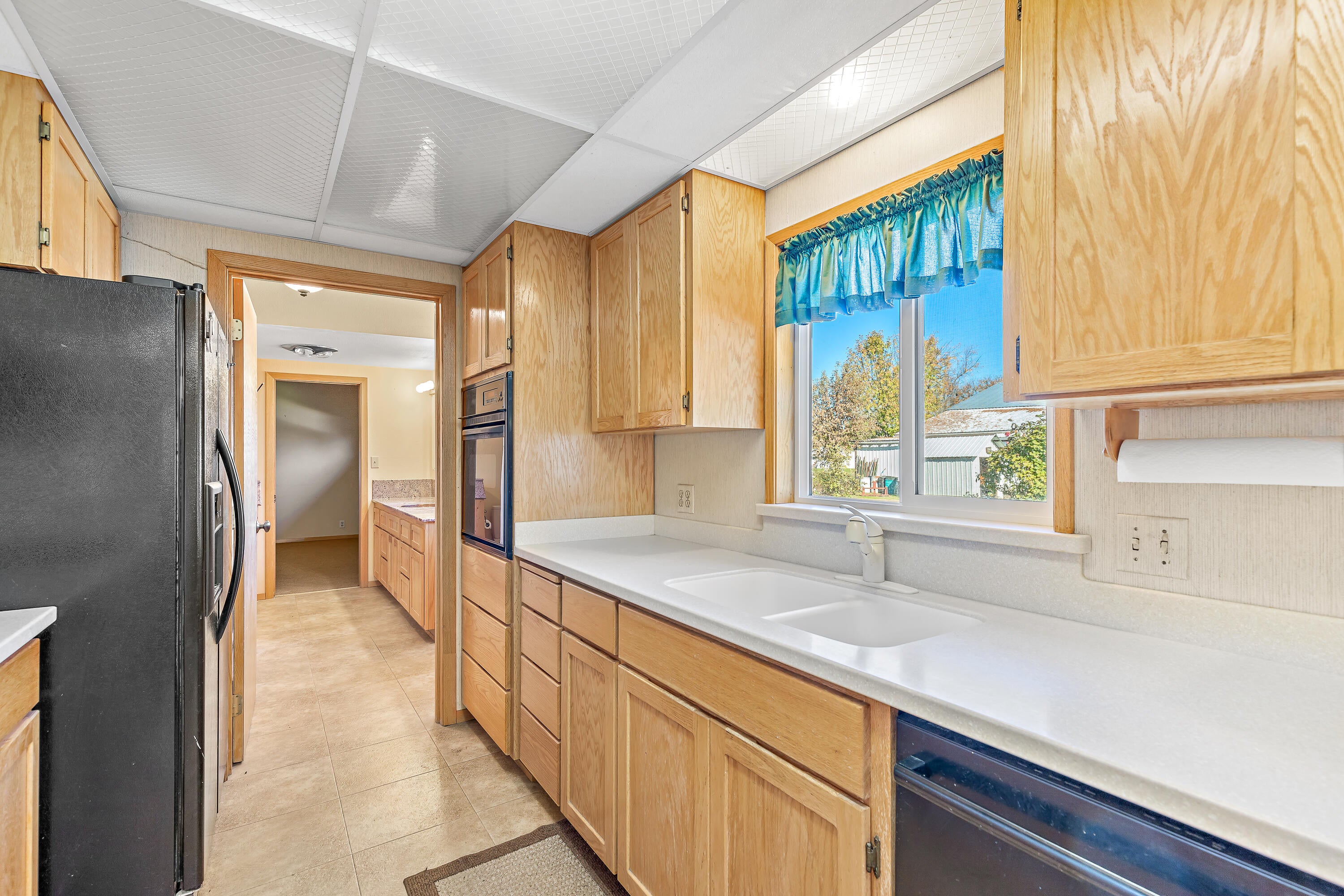 778 West Justice Road Central Point, OR 97502 - Photo 8 of 52 8