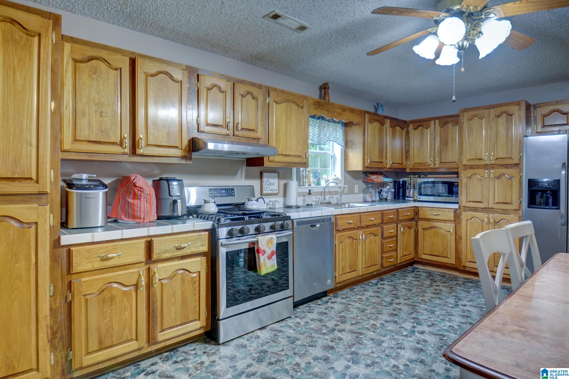 303 Airport Road Clanton, AL 35045 - Photo 3 of 37