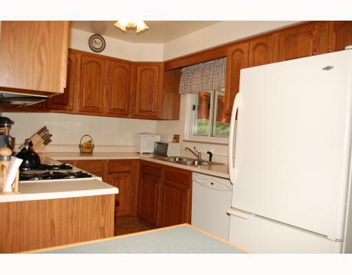 1561 West Ingomar Road Franklin Park, PA 15237 - Photo 7 of 14 Kitchen.