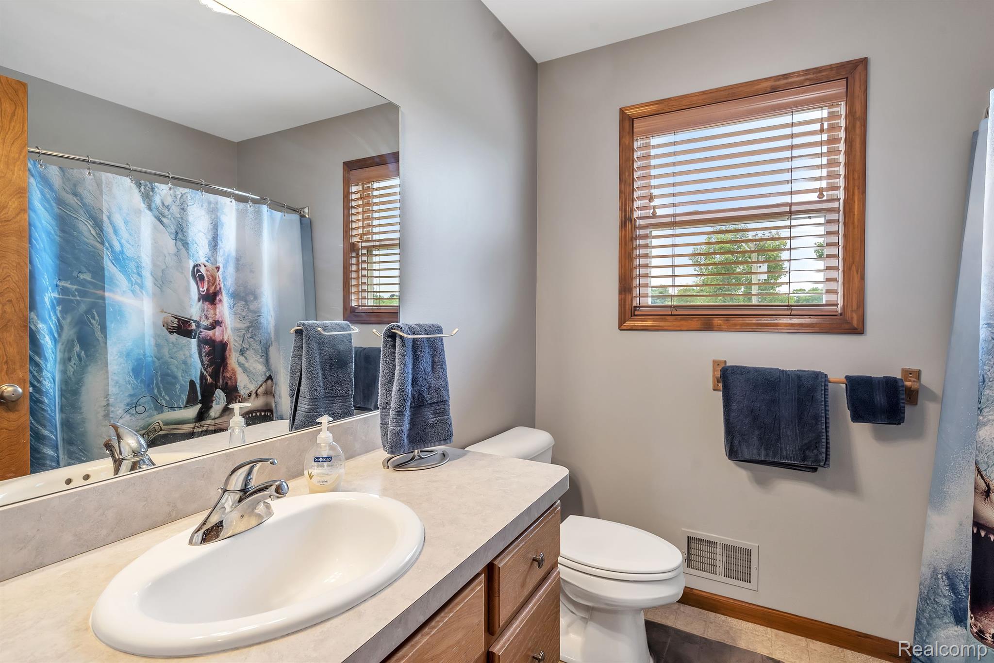 828 East Marr Road Howell, MI 48855 - Photo 22 of 42 Gallery Image 22
