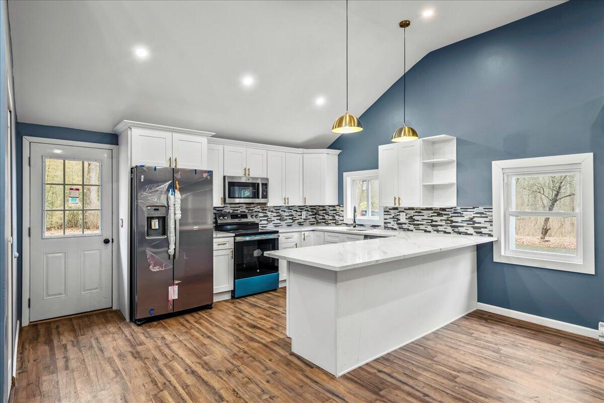 696 Burger Hollow Road Kunkletown, PA 18058 - Photo 12 of 24 21-HomeView_Media-696_Burger_Hollow_Rd.-