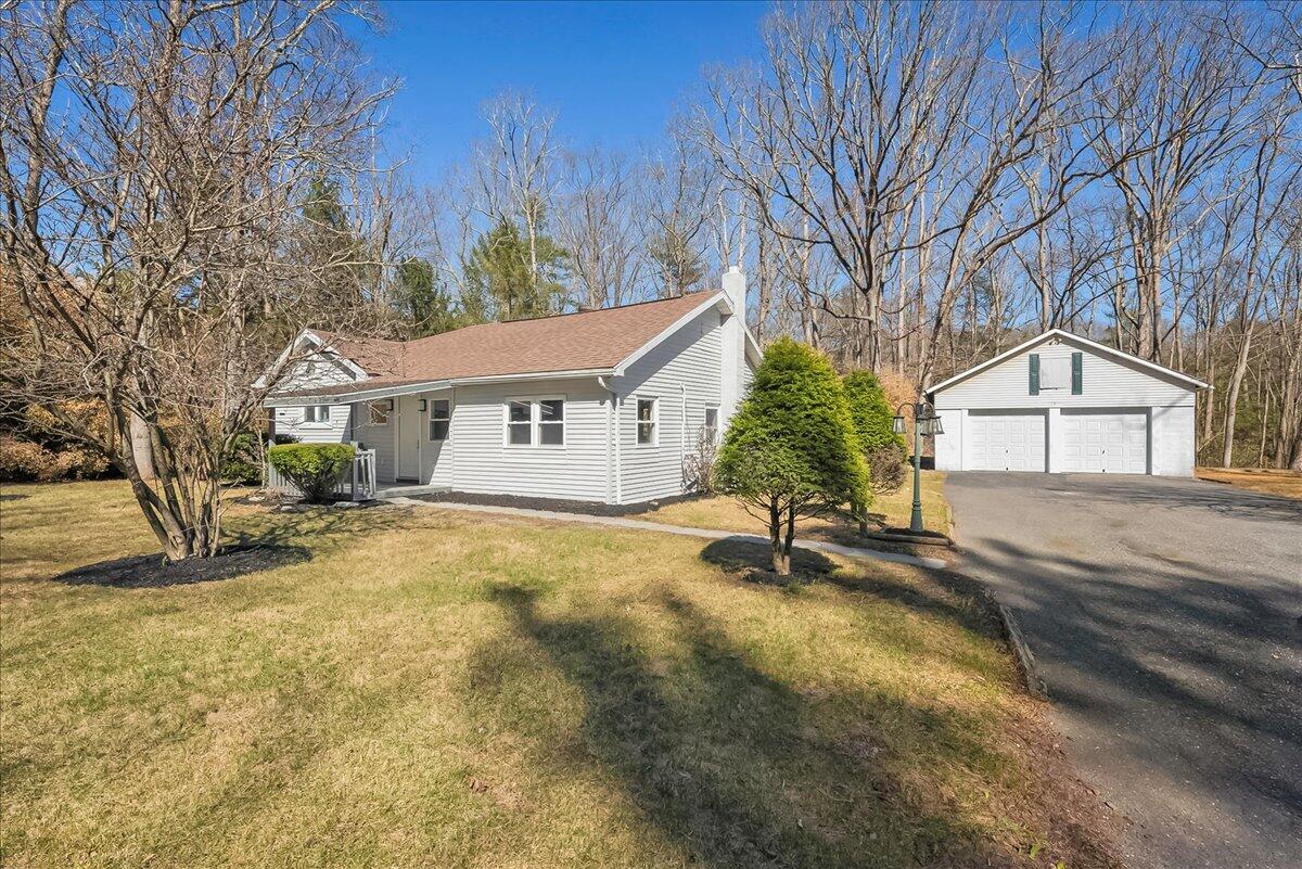 696 Burger Hollow Road Kunkletown, PA 18058 - Photo 4 of 24 2-HomeView_Media-696_Burger_Hollow_Rd.-#