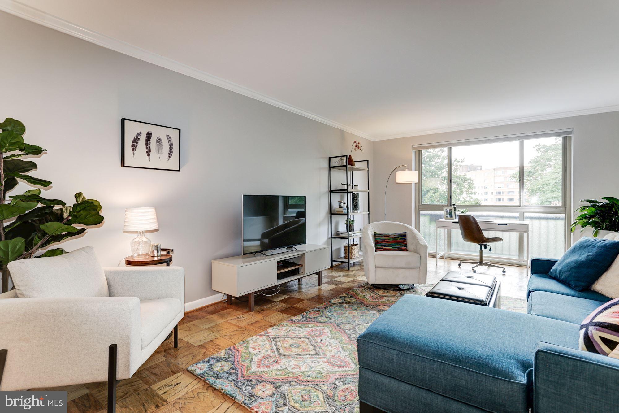 2711 Ordway Street Northwest, Unit 303 Washington, DC 20008 - Photo 11 of 37 Generous Living Space