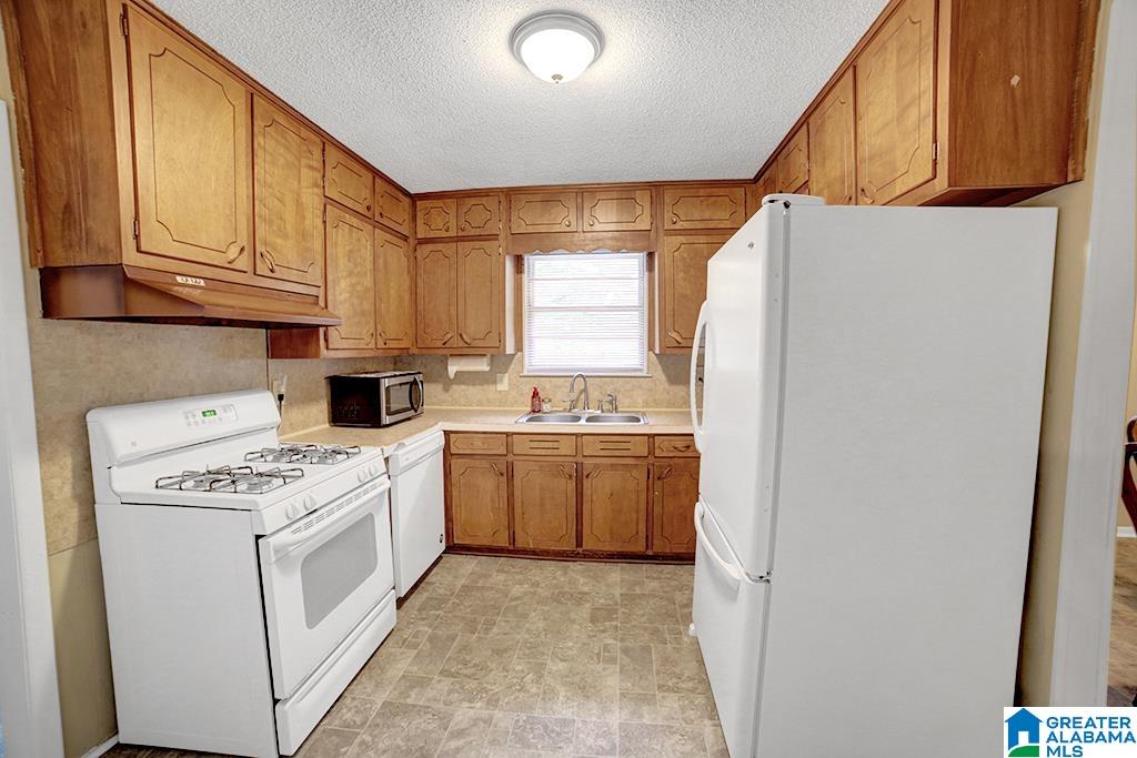 7307 Old Springville Road Pinson, AL 35126 - Photo 14 of 26