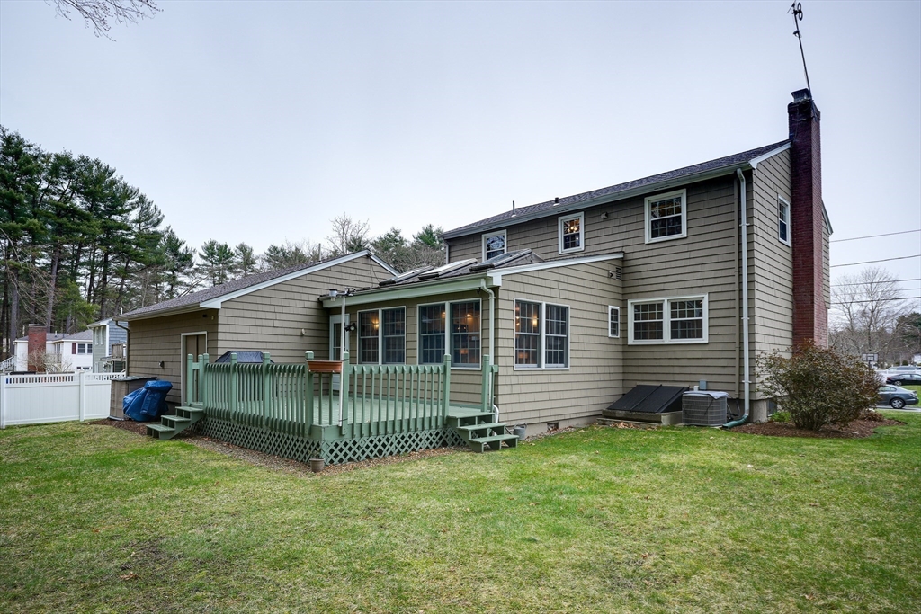 13 Jackson Road Burlington, MA 01803 - Photo 3 of 42 Gallery Image 3