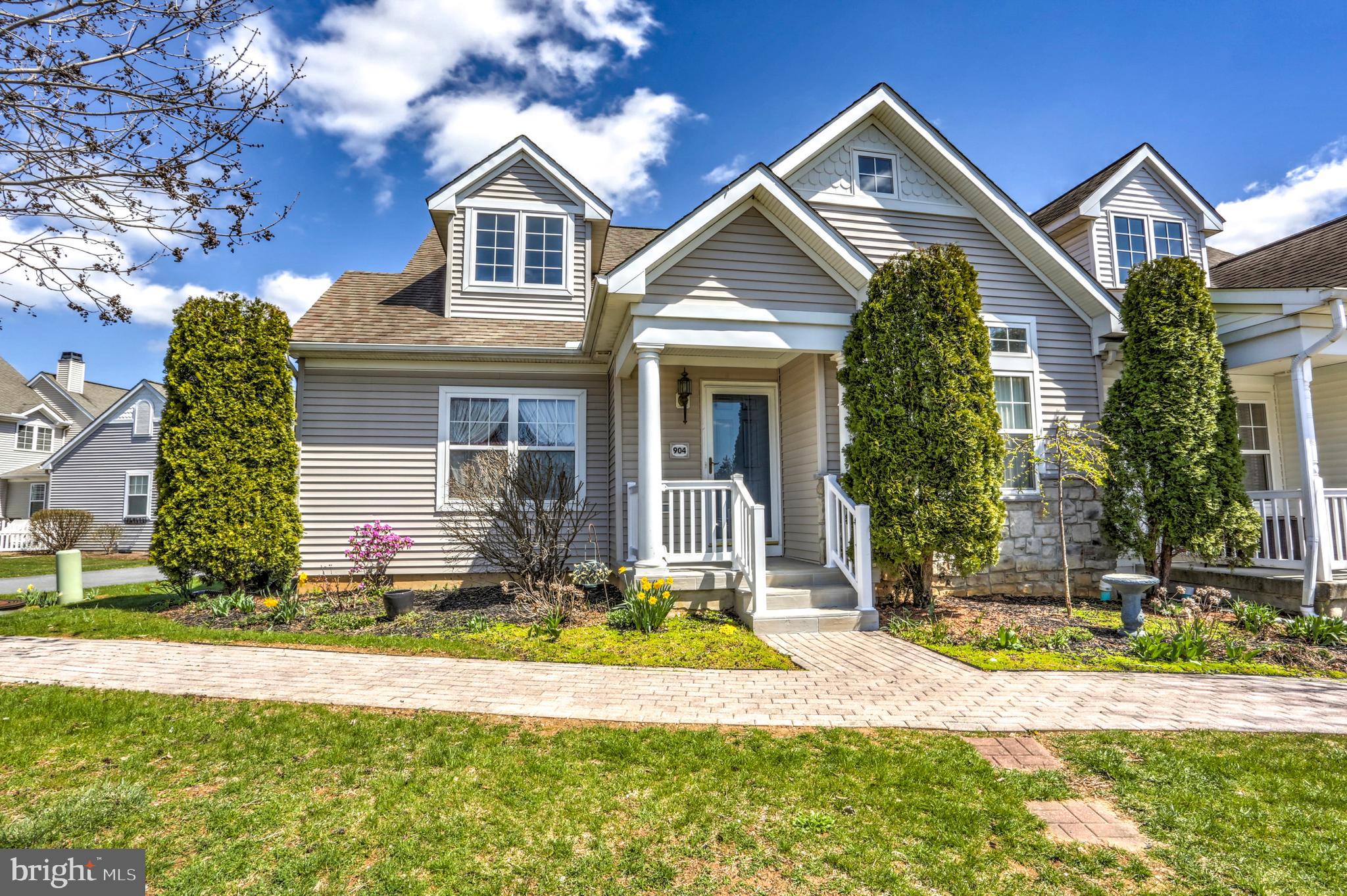 904 Suffolk Drive Lititz, PA 17543 - Photo 3 of 41