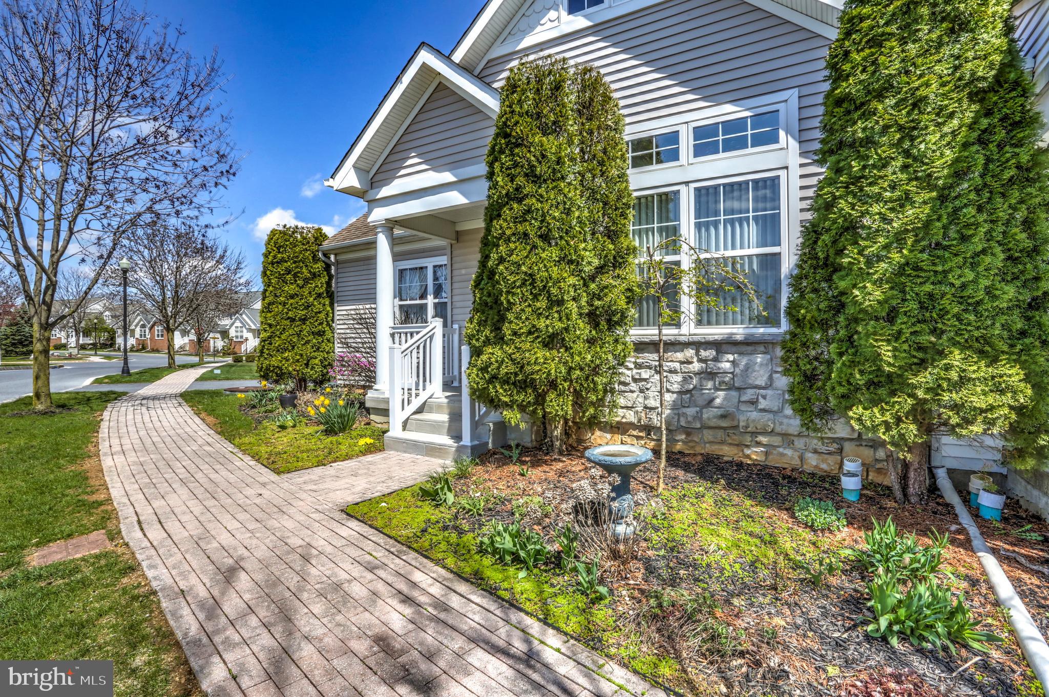 904 Suffolk Drive Lititz, PA 17543 - Photo 5 of 41