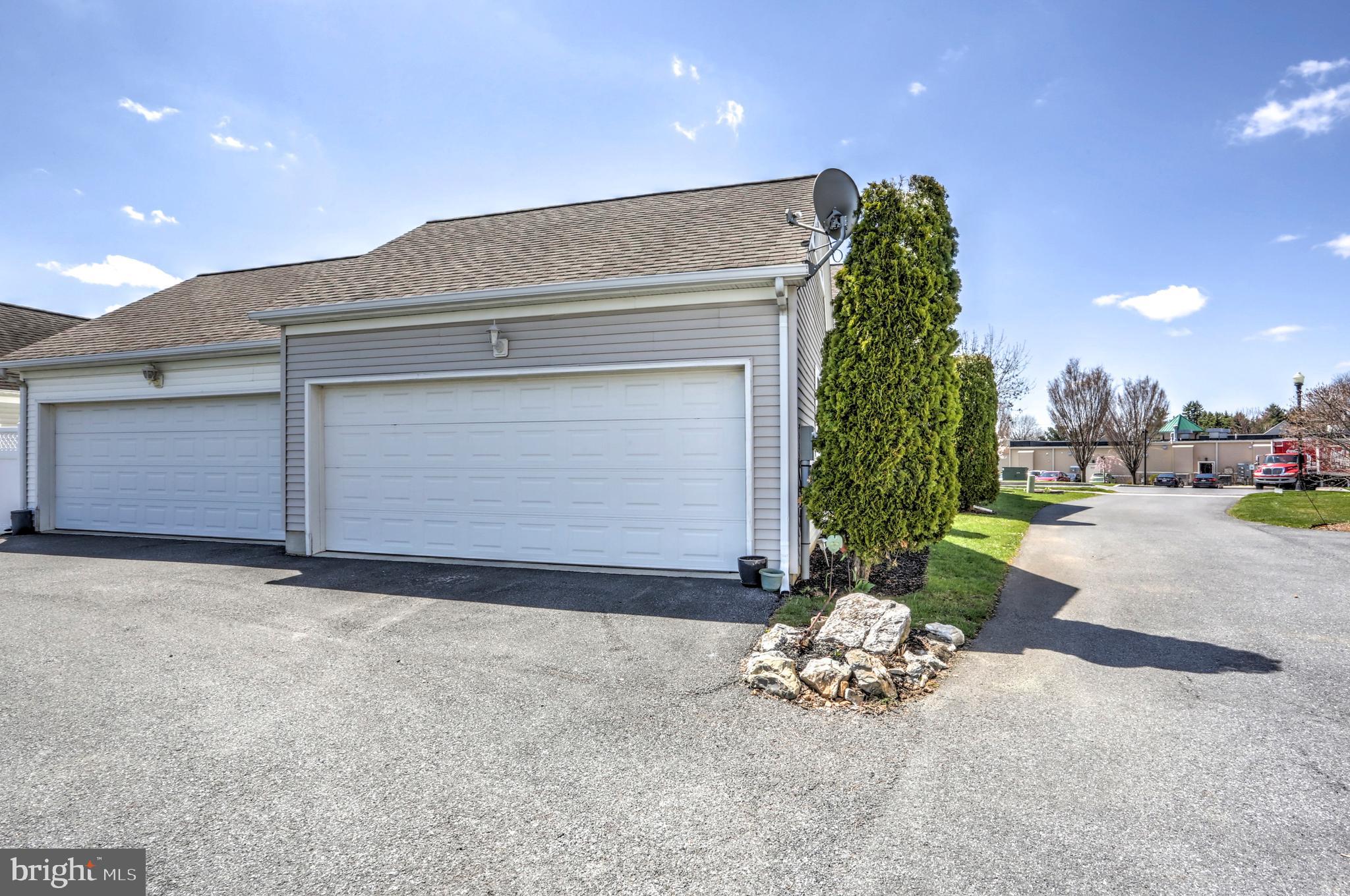 904 Suffolk Drive Lititz, PA 17543 - Photo 8 of 41