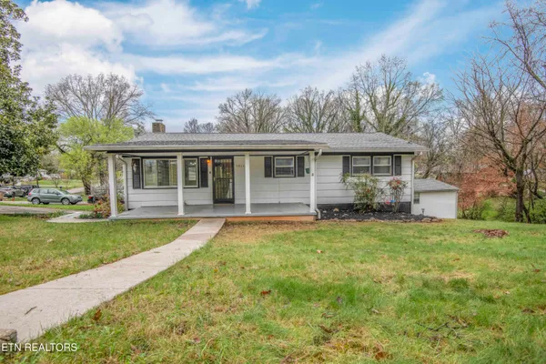 $335,000 | 5814 Blossom Road, Knoxville, TN 37912