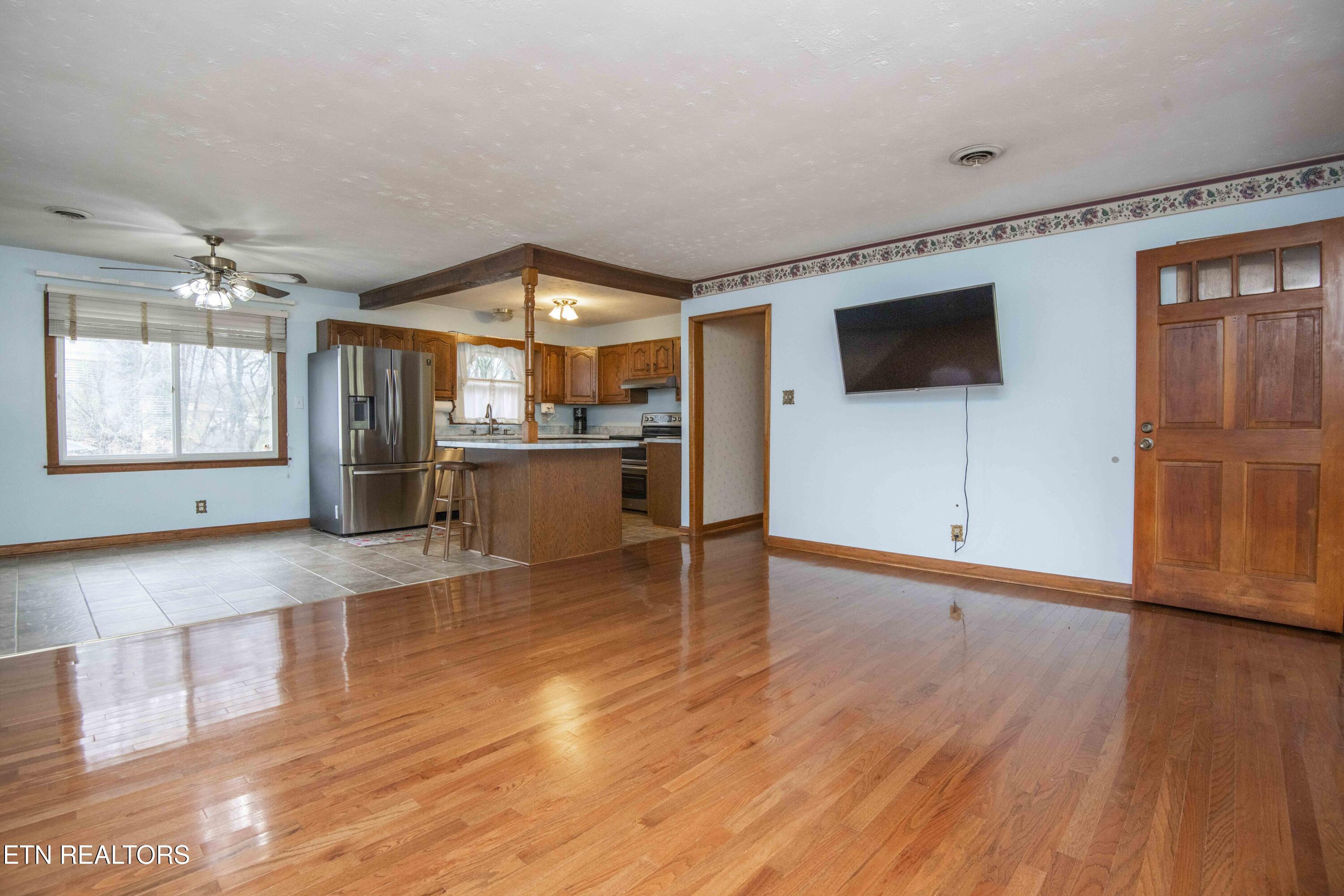 5814 Blossom Road Knoxville, TN 37912 - Photo 15 of 52 Hardwoods