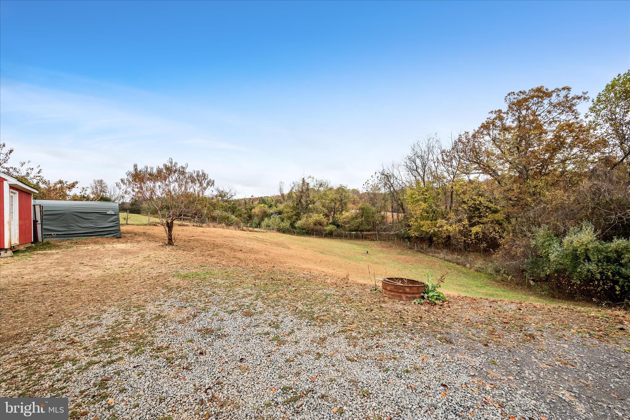 5194 Beach Ridge Lane Amissville, VA 20106 - Photo 77 of 94 Backyard