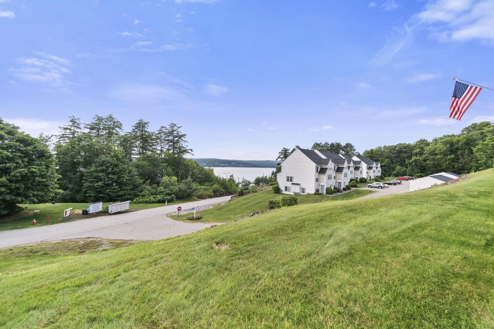 28 Shane Way, Unit 2 Laconia, NH 03246 - Photo 33 of 40