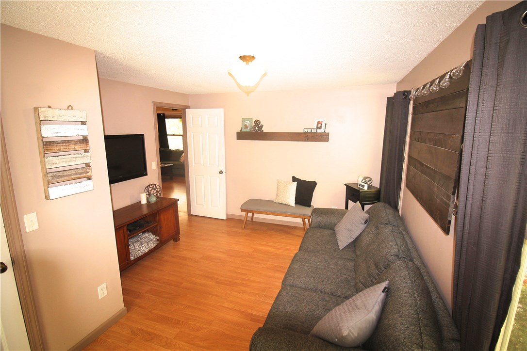 11 Congdon Street Coventry, RI 02816 - Photo 8 of 11 Gallery Image 8