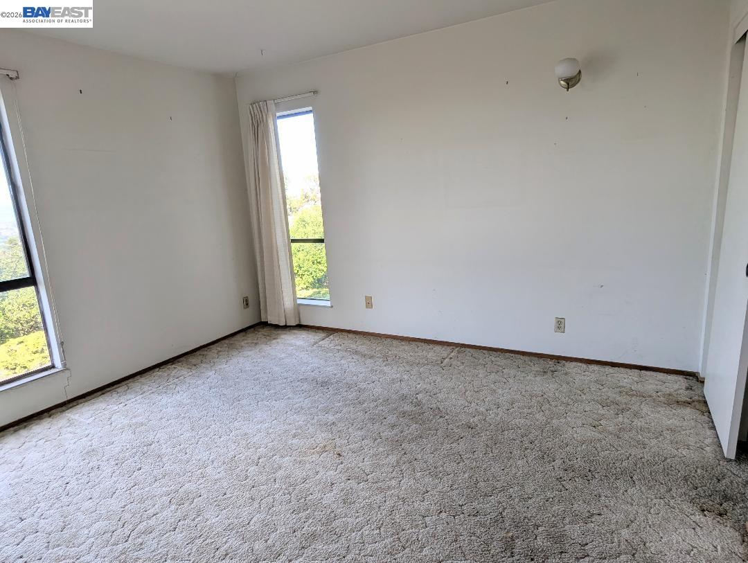 19100 Crest Avenue, Unit 25 Castro Valley, CA 94546 - Photo 11 of 14