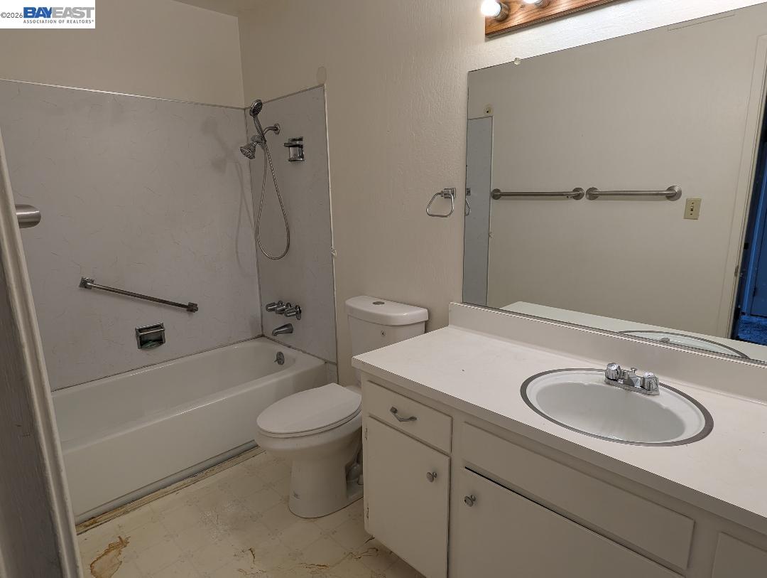 19100 Crest Avenue, Unit 25 Castro Valley, CA 94546 - Photo 12 of 14