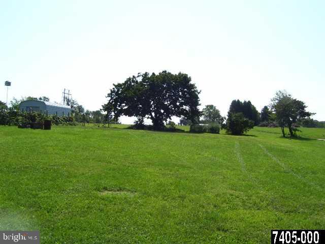 1469 Kbs Road Spring Grove, PA 17362 - Photo 5 of 13