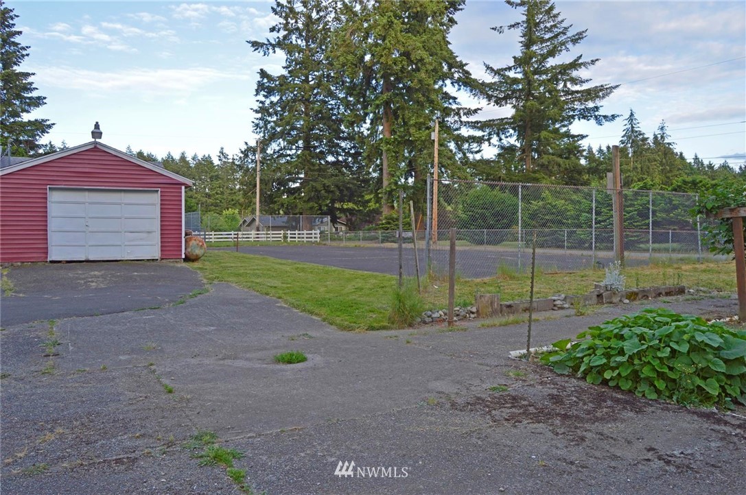 19215 Loganberry Street Southwest Rochester, WA 98579 - Photo 29 of 38 a view of a backyard