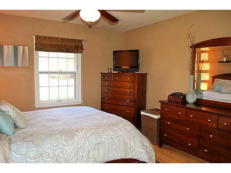 4210 Manning Road Indianapolis, IN 46228 - Photo 11 of 22 Gallery Image 11