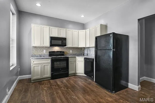 $499,000 | 6225 Gravois Avenue, St. Louis, MO 63116