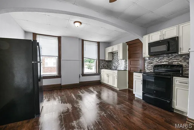 $499,000 | 6225 Gravois Avenue, St. Louis, MO 63116