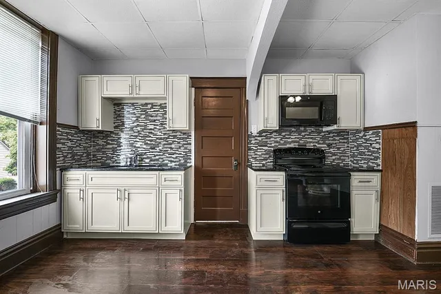 $499,000 | 6225 Gravois Avenue, St. Louis, MO 63116