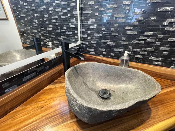 $879,000 | 261 Club Sugarbush North Road, Unit 23, Warren, VT 05674