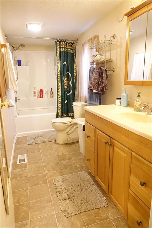 623 South Clearfield Road Cabot, PA 16023 - Photo 16 of 38