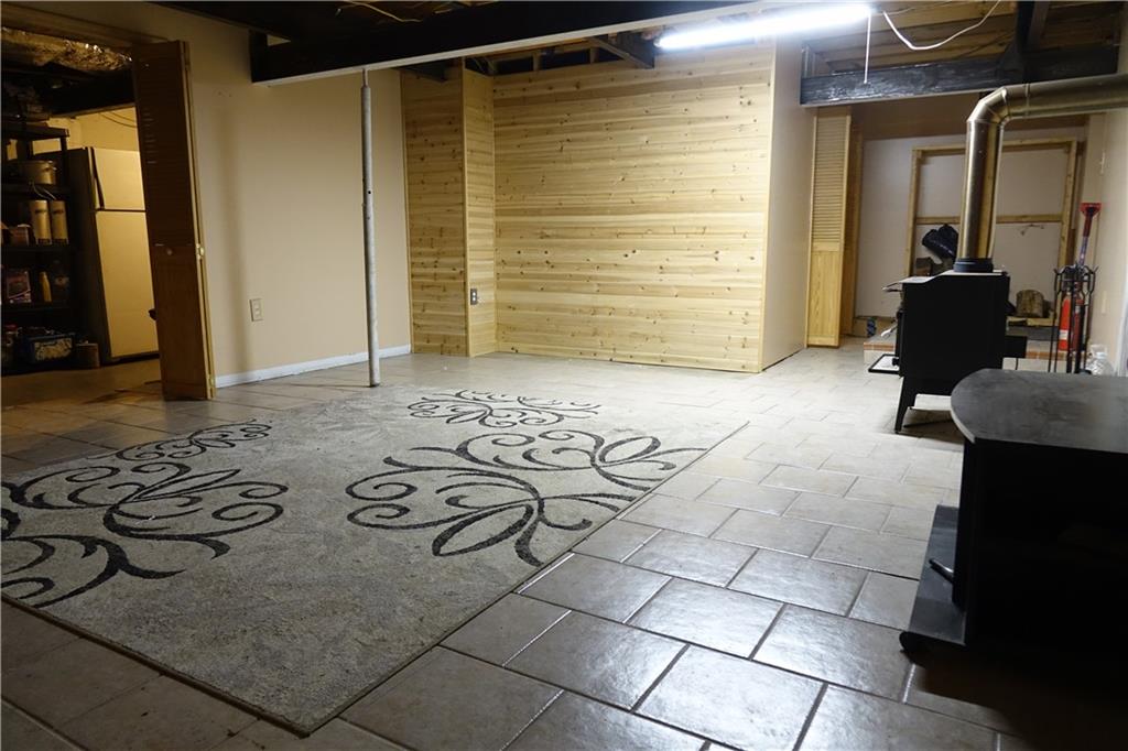 623 South Clearfield Road Cabot, PA 16023 - Photo 27 of 38