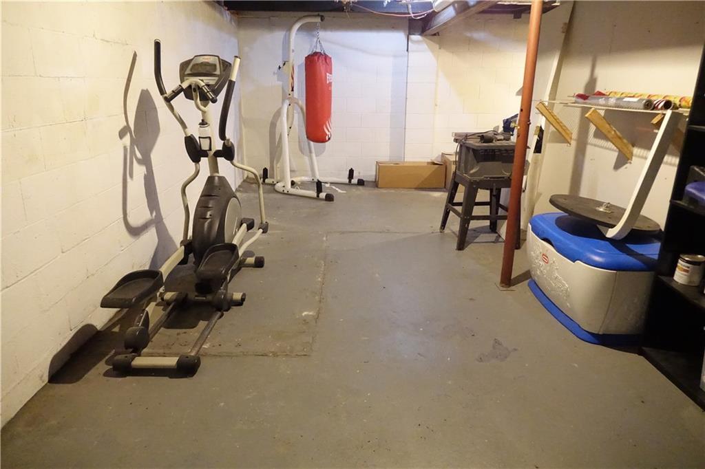 623 South Clearfield Road Cabot, PA 16023 - Photo 31 of 38