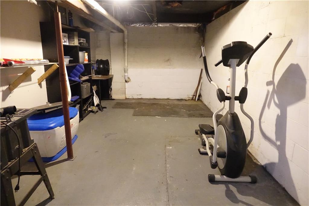 623 South Clearfield Road Cabot, PA 16023 - Photo 32 of 38