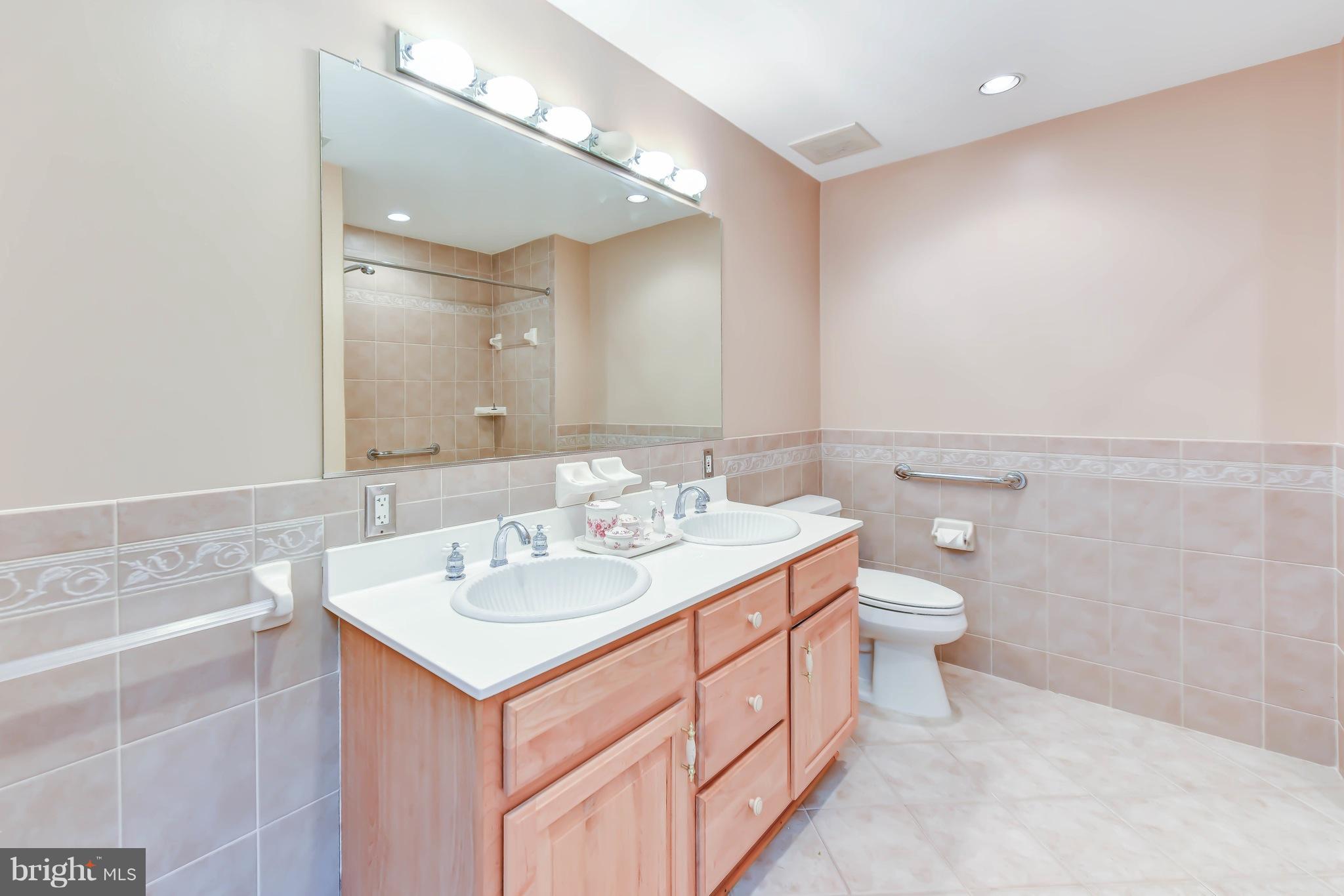3009 Russell Road Alexandria, VA 22305 - Photo 18 of 30 Double vanity, ceramic tile
