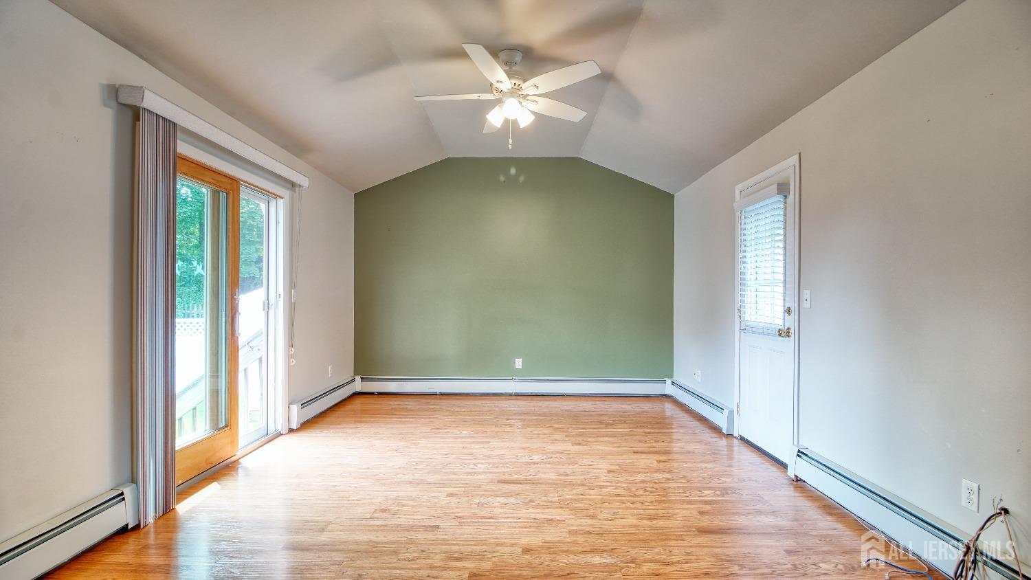 20 Mast Road Hopatcong, NJ 07843 - Photo 5 of 28 Gallery Image 5
