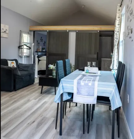 $1,600 | 13298 County Road 190, Unit PECAN, Alvin, TX 77511