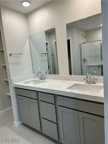 $1,850 | 860 Angwin Lane, Henderson, NV 89011