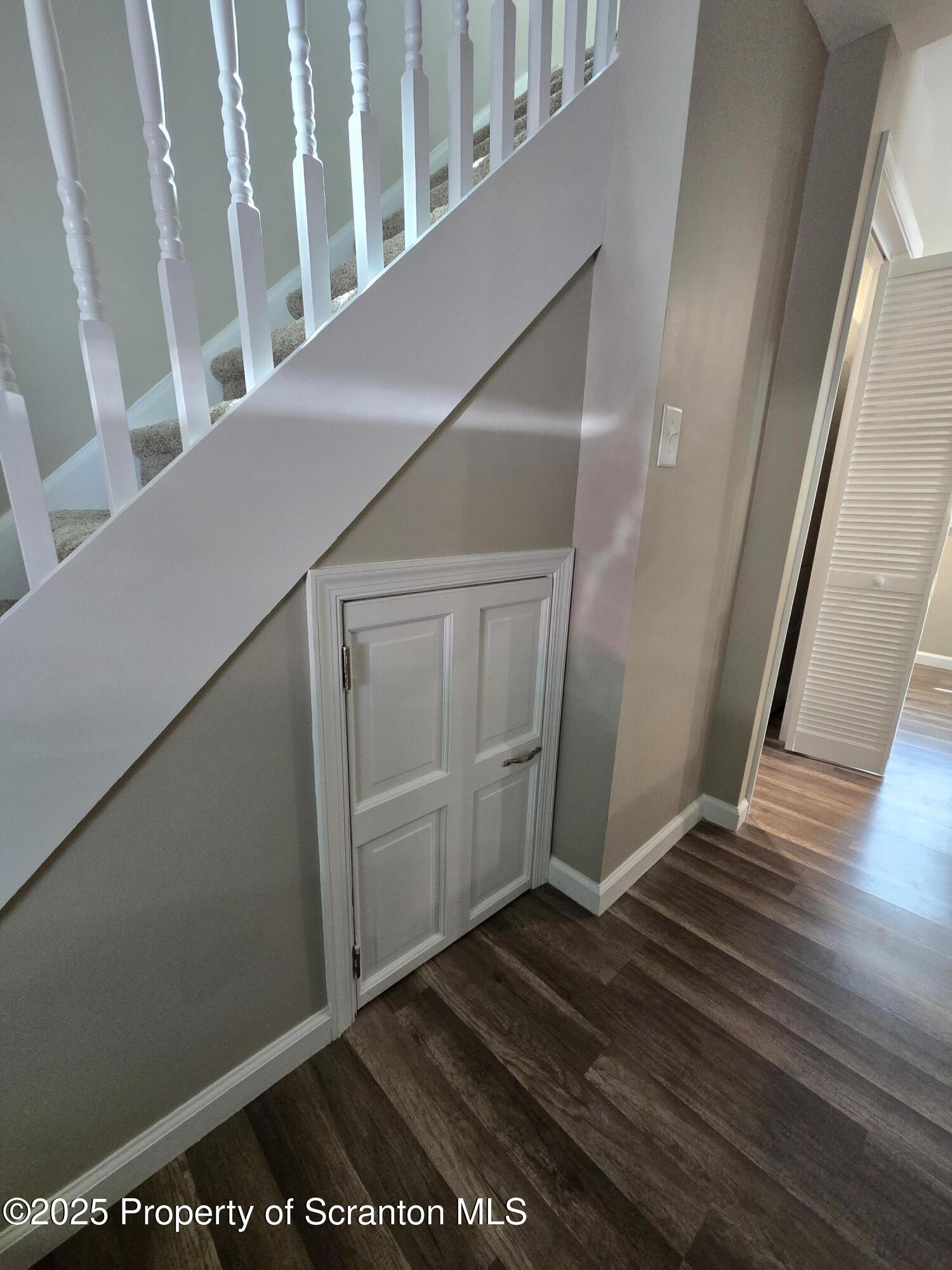 134 Chestnut Street Factoryville, PA 18419 - Photo 18 of 33 a view of entryway