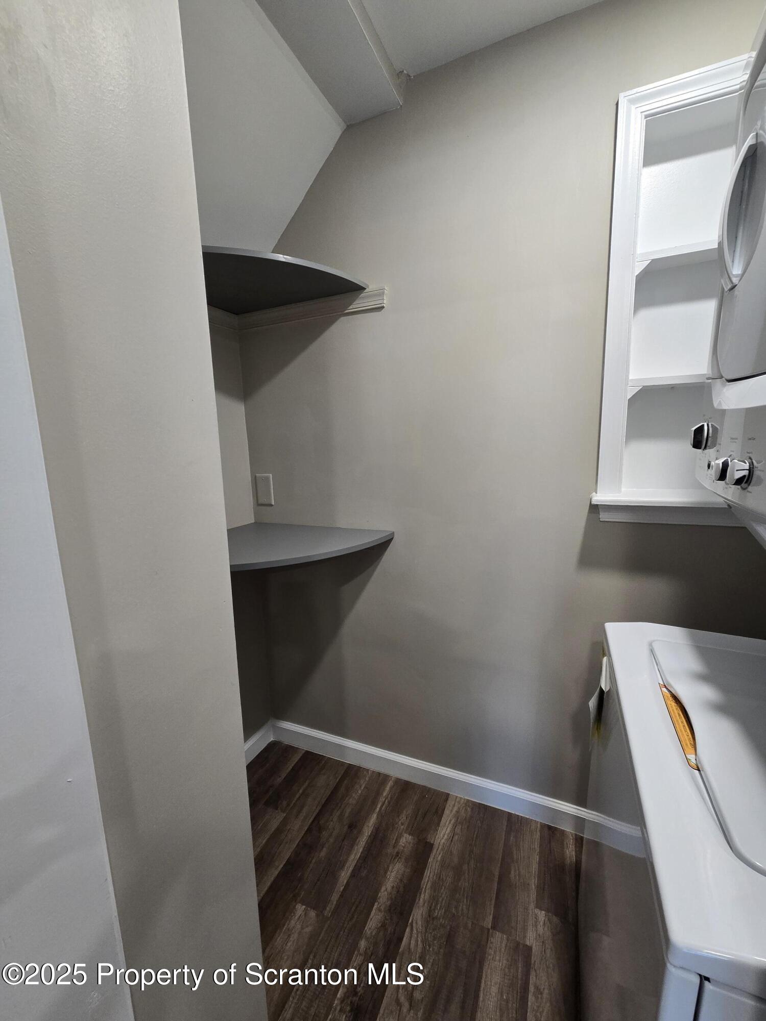 134 Chestnut Street Factoryville, PA 18419 - Photo 19 of 33 a view of entryway