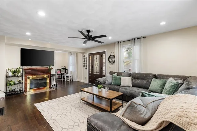 $724,000 | 9 Sampson Avenue, Swampscott, MA 01907