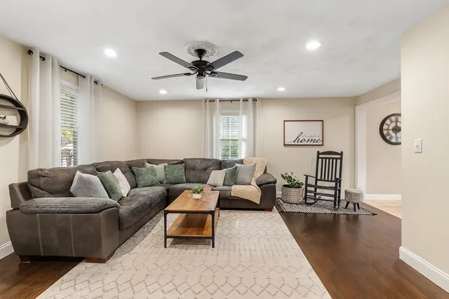 $724,000 | 9 Sampson Avenue, Swampscott, MA 01907