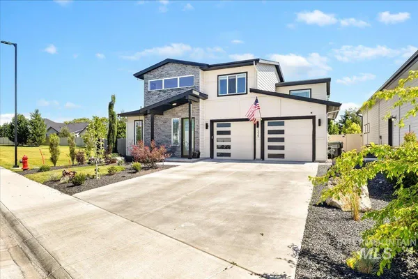 $585,000 | 1339 West Winsett Street, Kuna, ID 83634