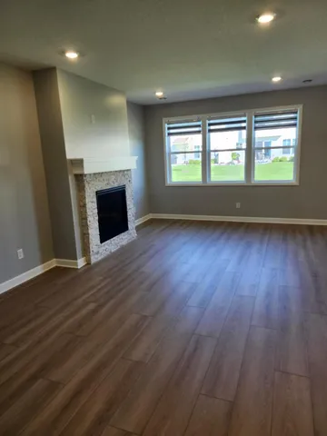 $3,200 | 14526 111th Avenue North, Dayton, MN 55369